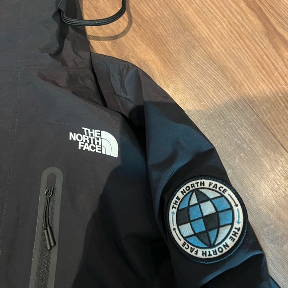 The north face outer shell jacket outerwear - Picture 3 of 3